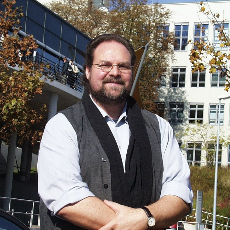 Olaf Scupin(750 x 750 px) (12)